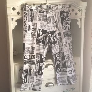 Literally cute “press” capris